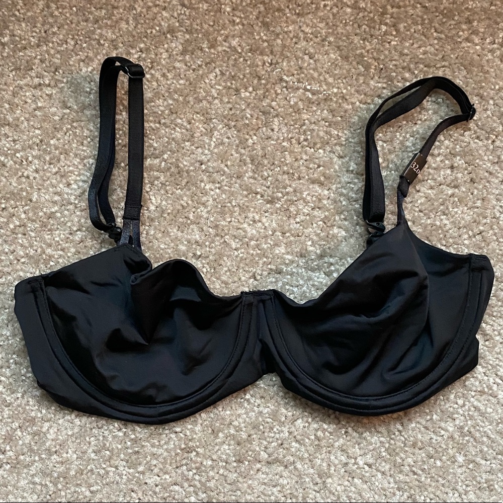 Victoria’s Secret push up without padding bra- unlined